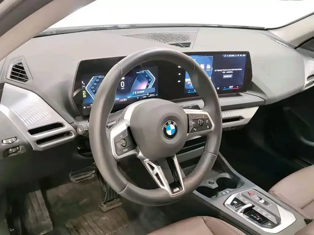 BMW 2 Series 2025 из CN, фото 10