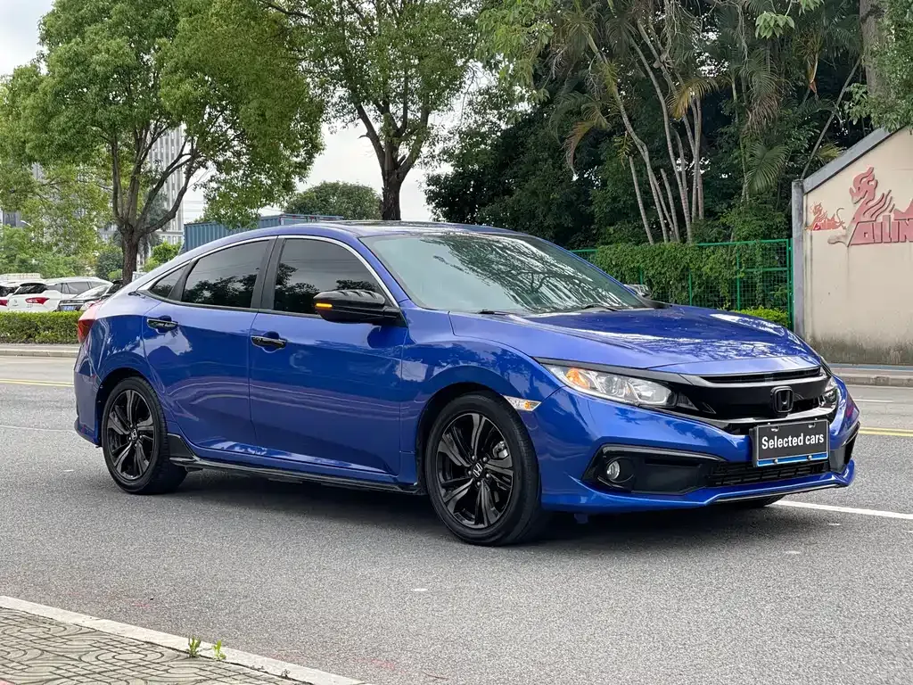 Honda Civic — фото 7
