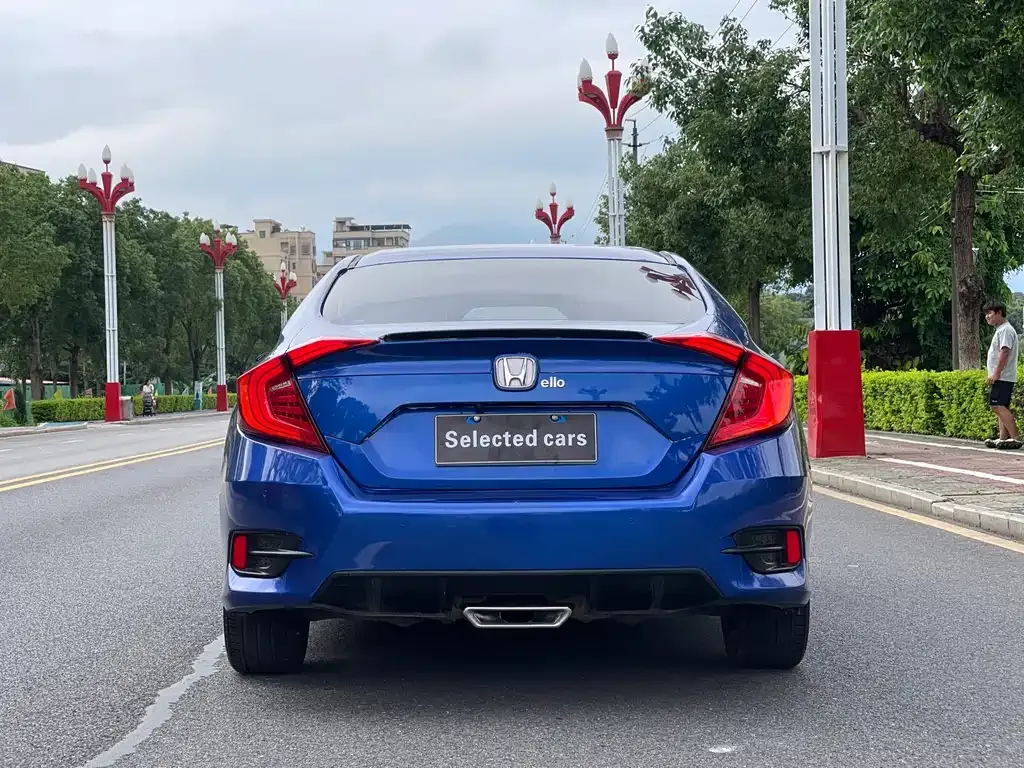 Honda Civic — фото 3