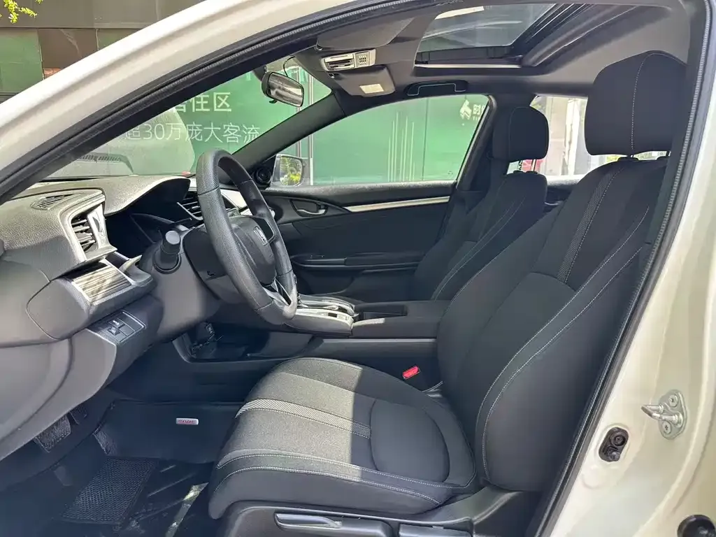 Honda Civic — фото 7