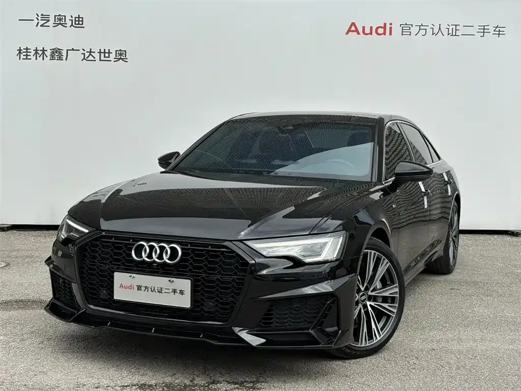 Audi A6L — фото 1