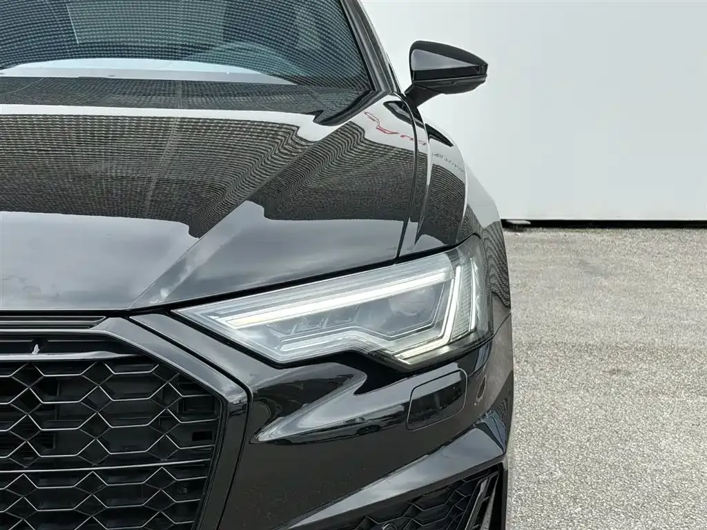 Audi A6L — фото 10