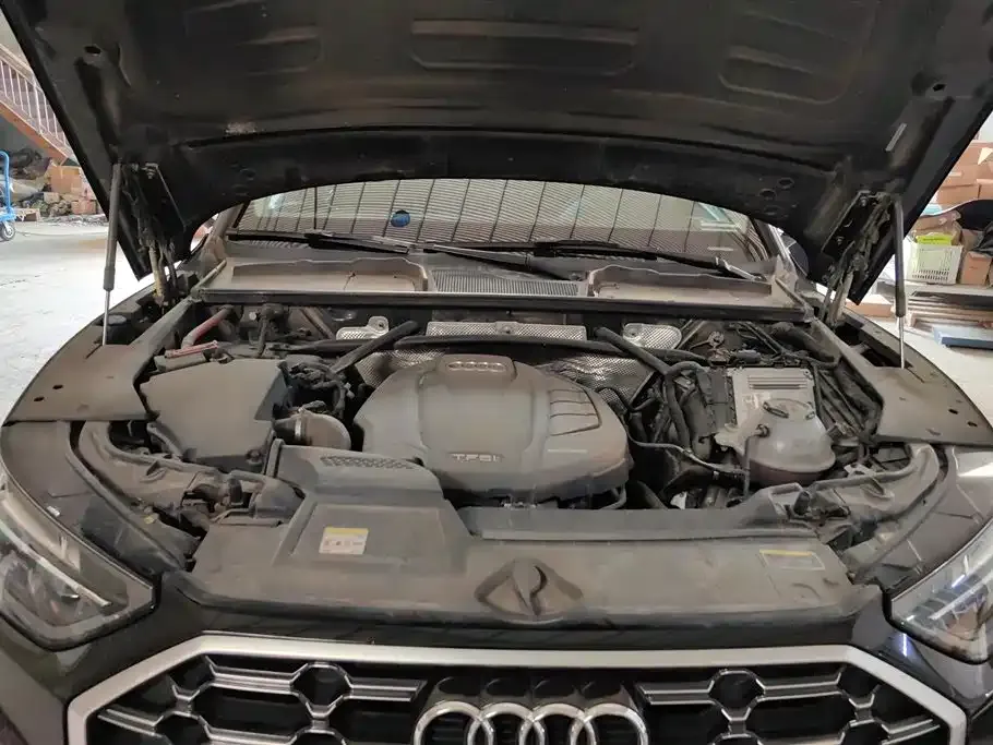 Audi Q5L 2021 из CN, фото 5