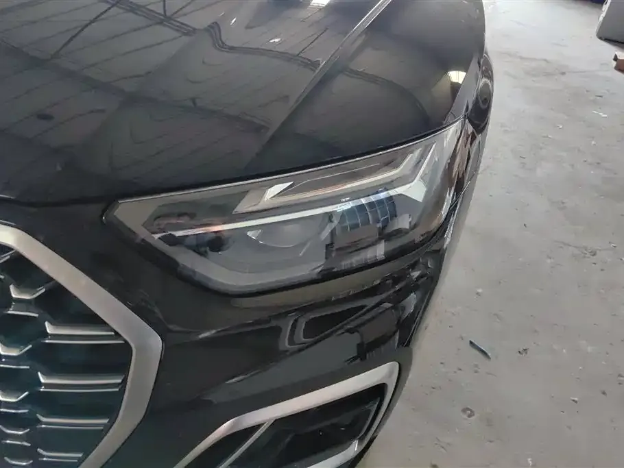 Audi Q5L 2021 из CN, фото 2