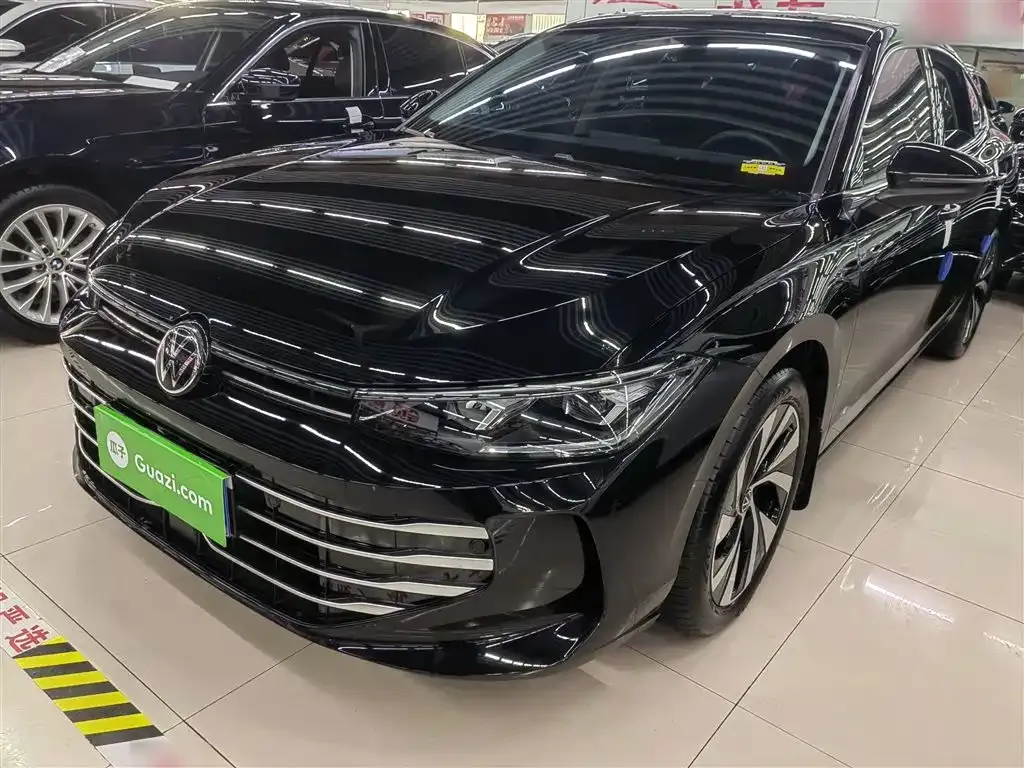 Volkswagen Passat — фото 10