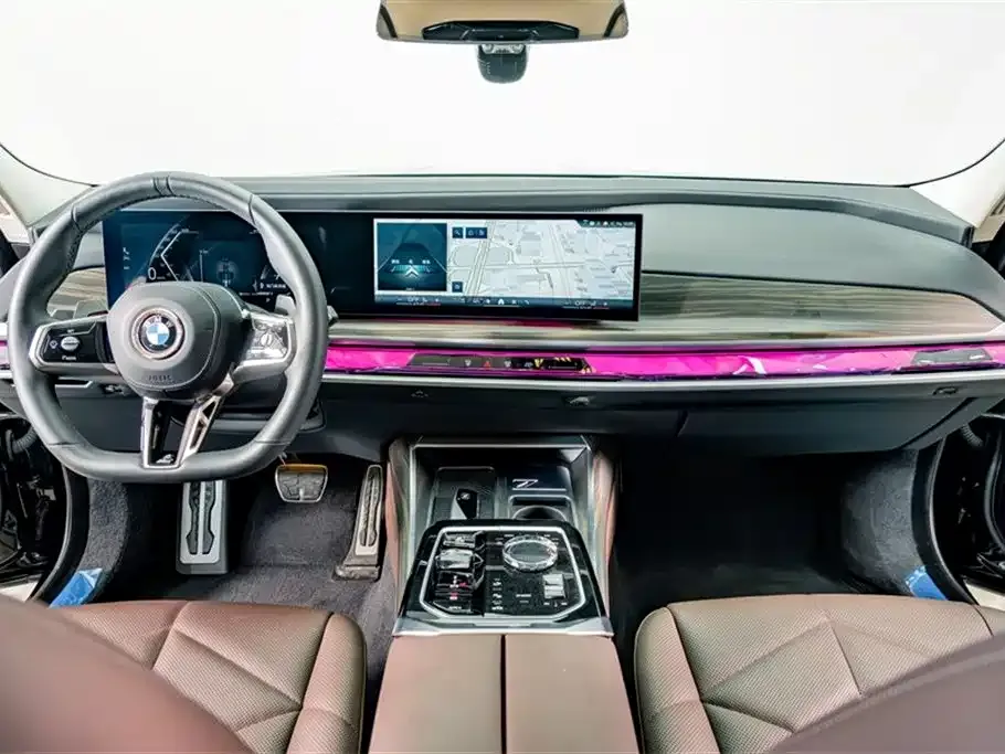 BMW 7 Series 2024 из CN, фото 7
