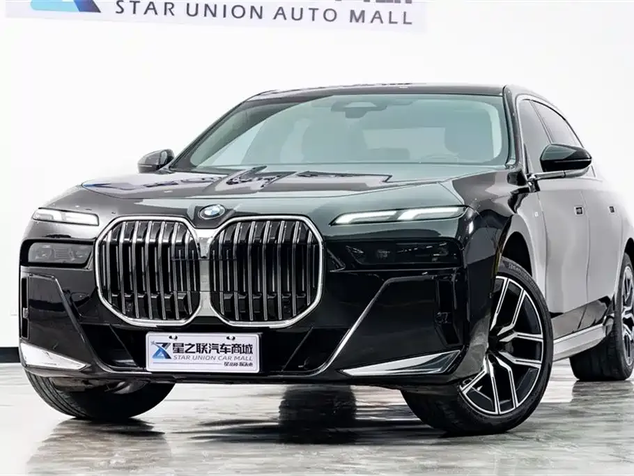BMW 7 Series 2024 из CN, фото 4
