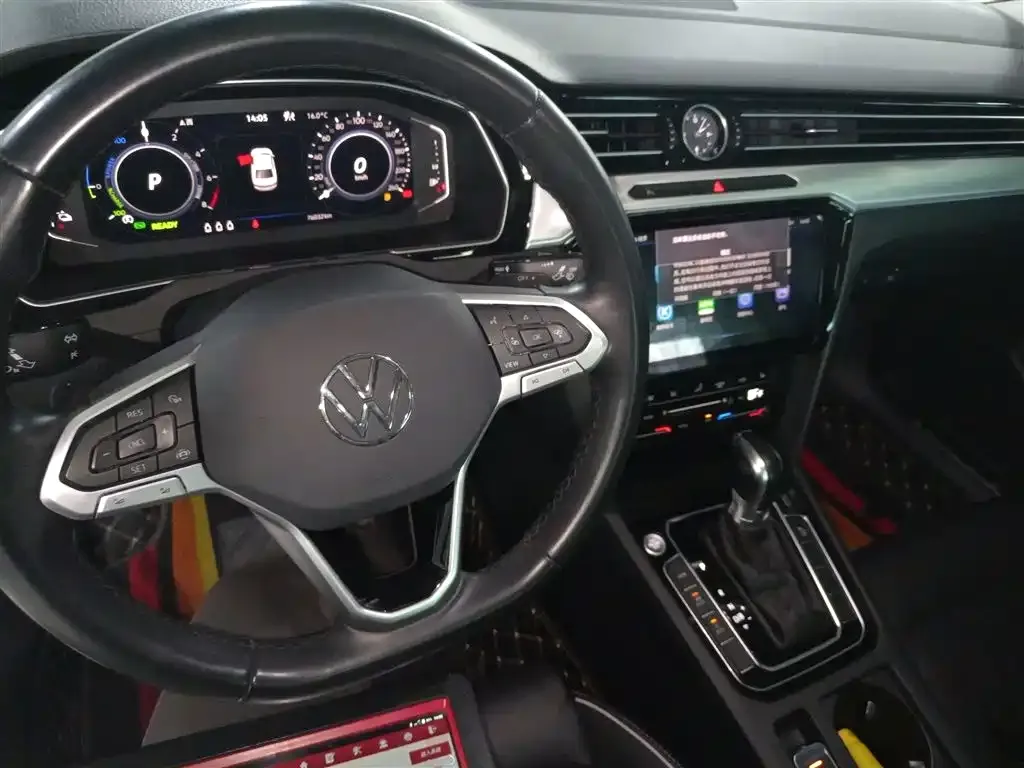 Volkswagen Magotan GTE PHEV 2023 из CN, фото 4