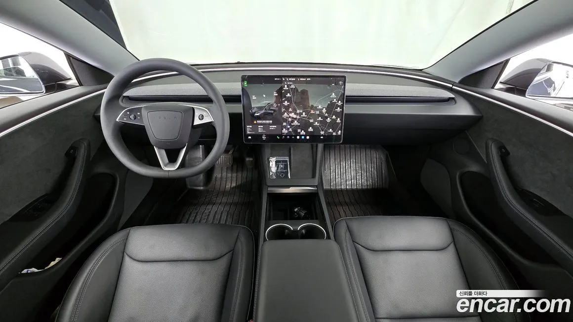 Tesla Model 3 — фото 10