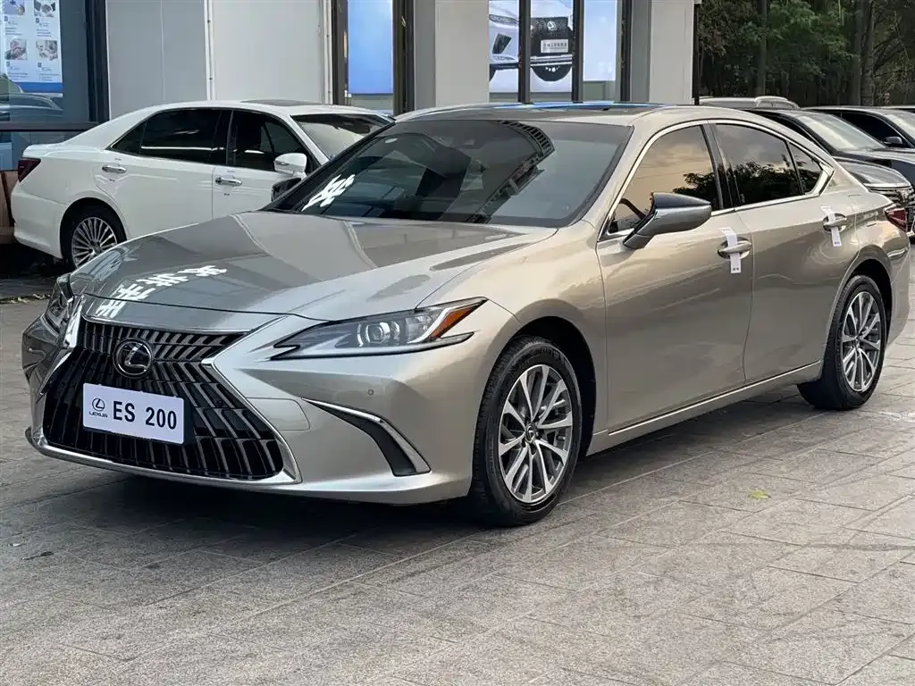 Lexus ES 2022 из CN, фото 1