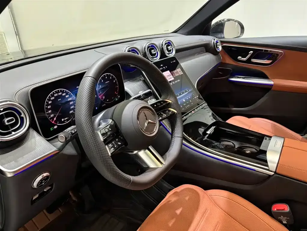 Mercedes-Benz GLC — фото 10