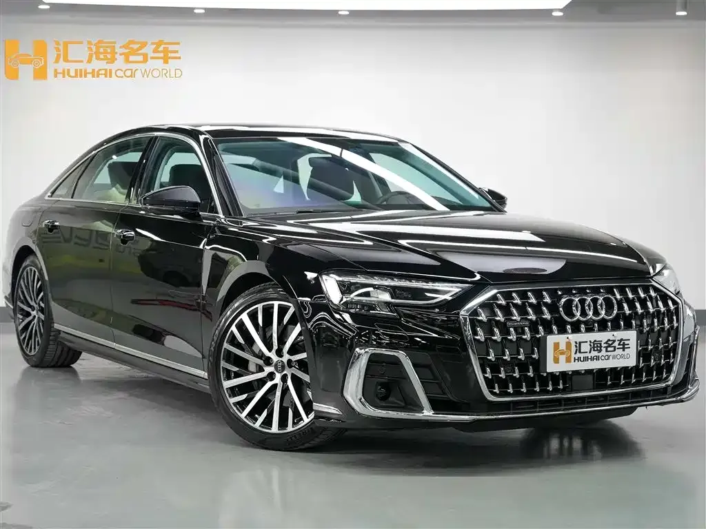 Audi A8 — фото 6