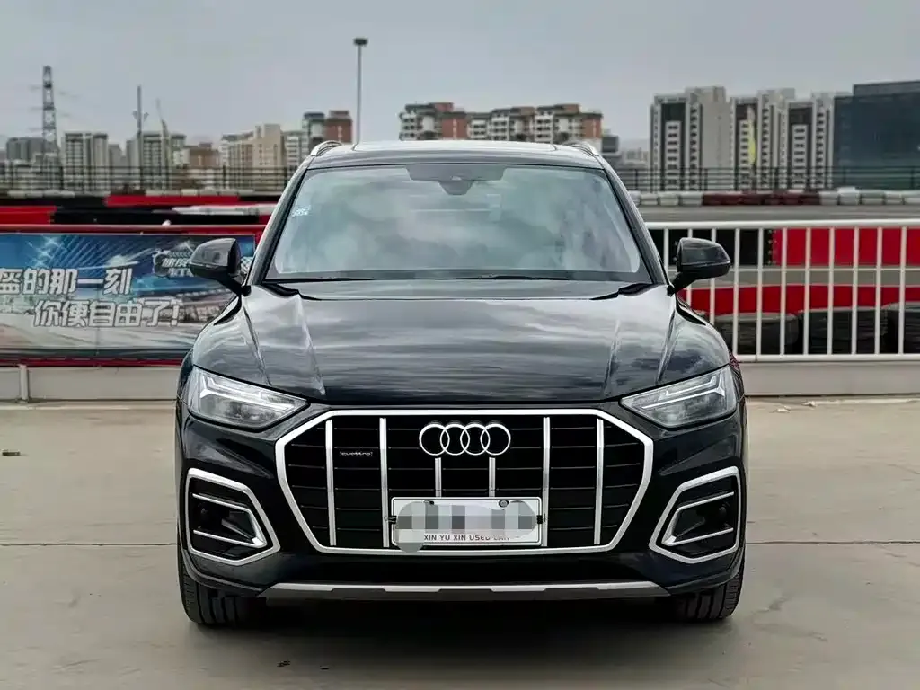 Audi Q5L — фото 4