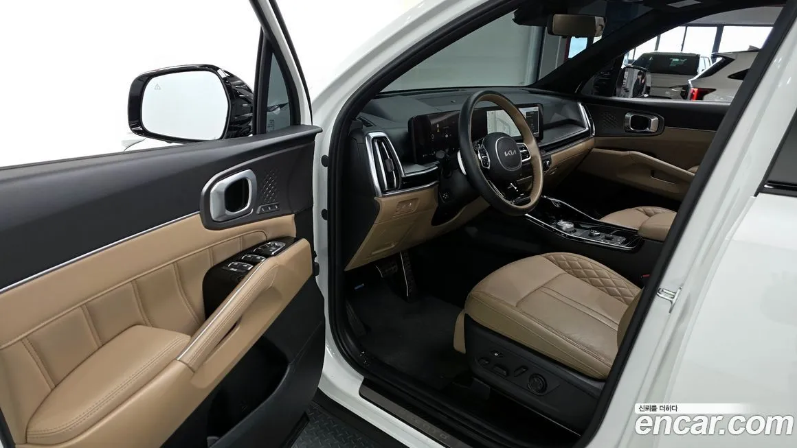 Kia Sorento — фото 6