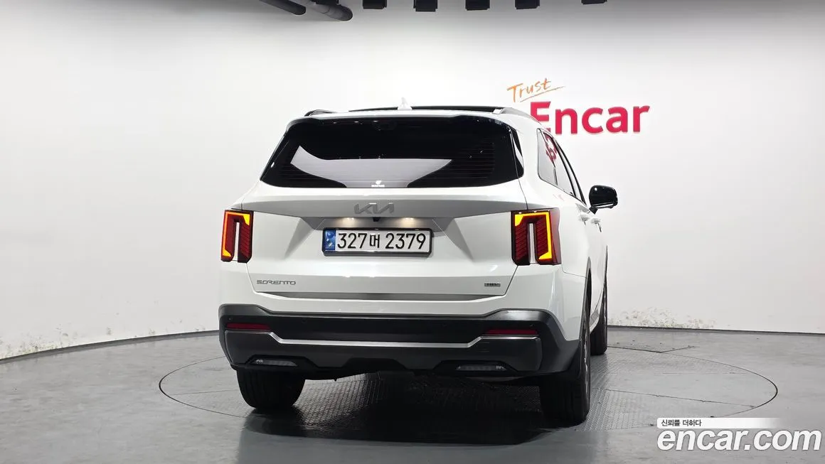 Kia Sorento — фото 8