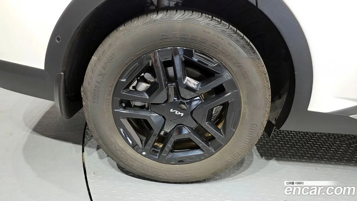 Kia Sorento — фото 9
