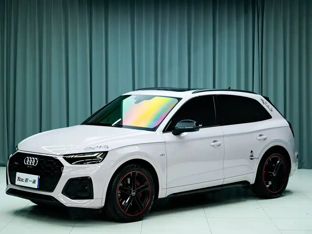 Audi SQ5 2025 из CN, фото 1