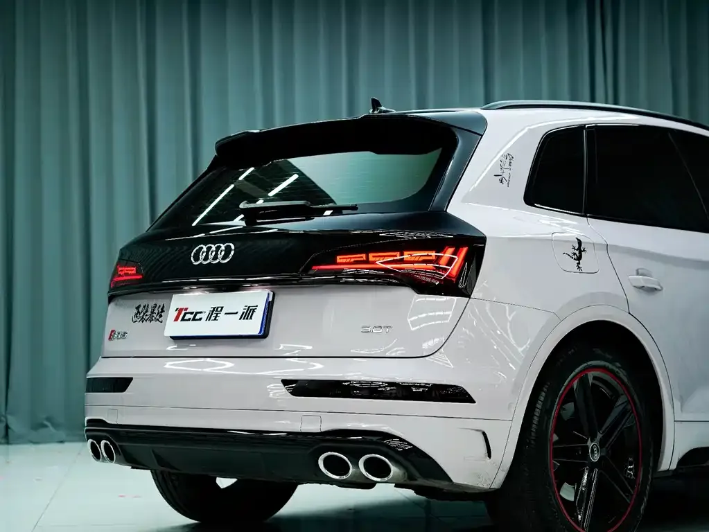 Audi SQ5 2025 из CN, фото 7