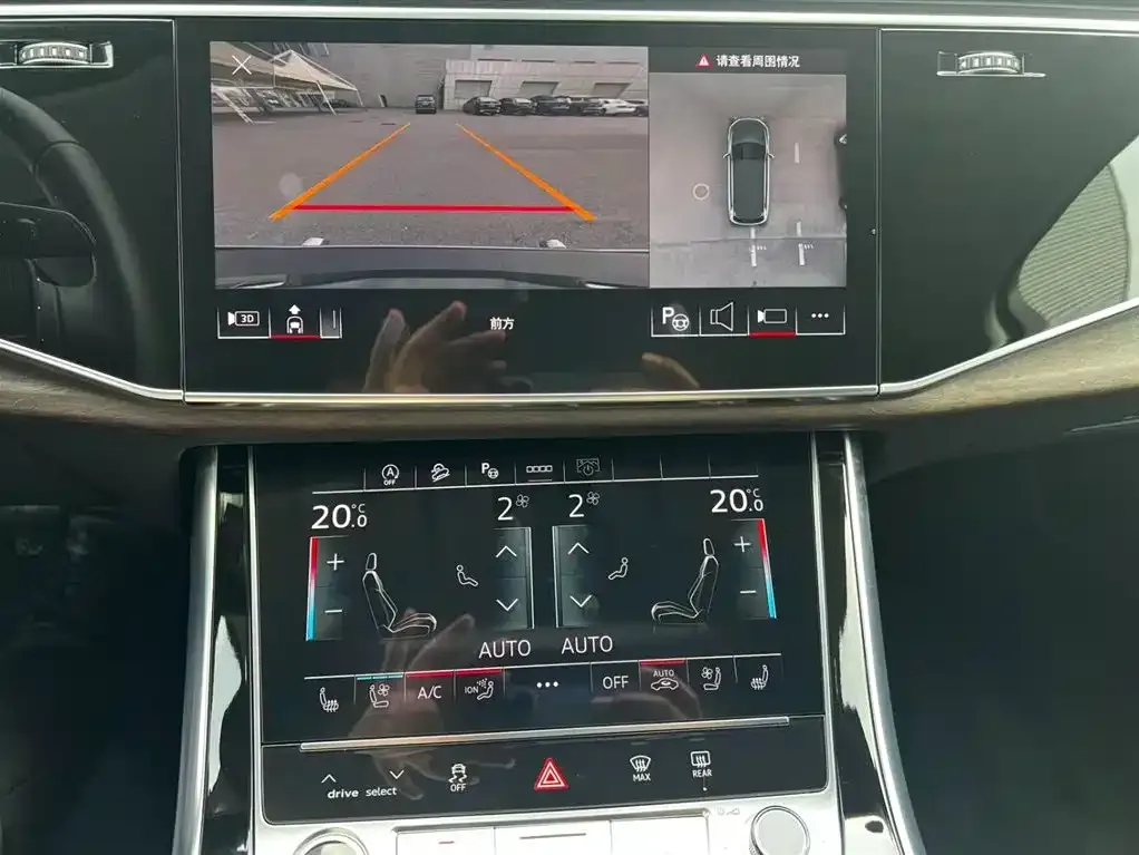 Audi Q7 2025 из CN, фото 8