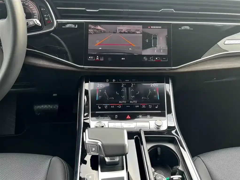 Audi Q7 2025 из CN, фото 5