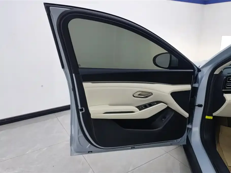 BYD Qin L 2024 из CN, фото 3