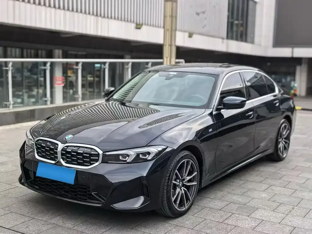 BMW 3 Series — фото 1