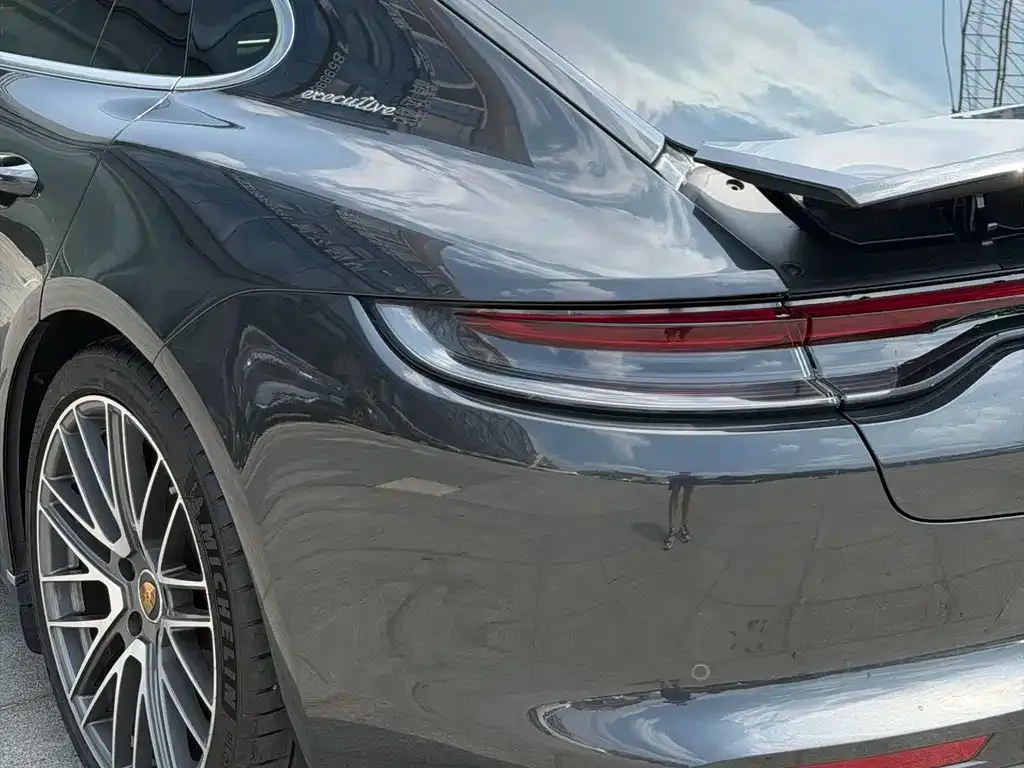 Porsche Panamera — фото 9