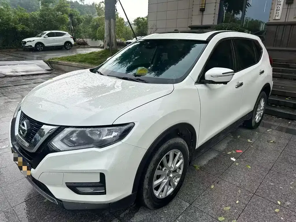 Nissan X-Trail 2022 из CN, фото 1
