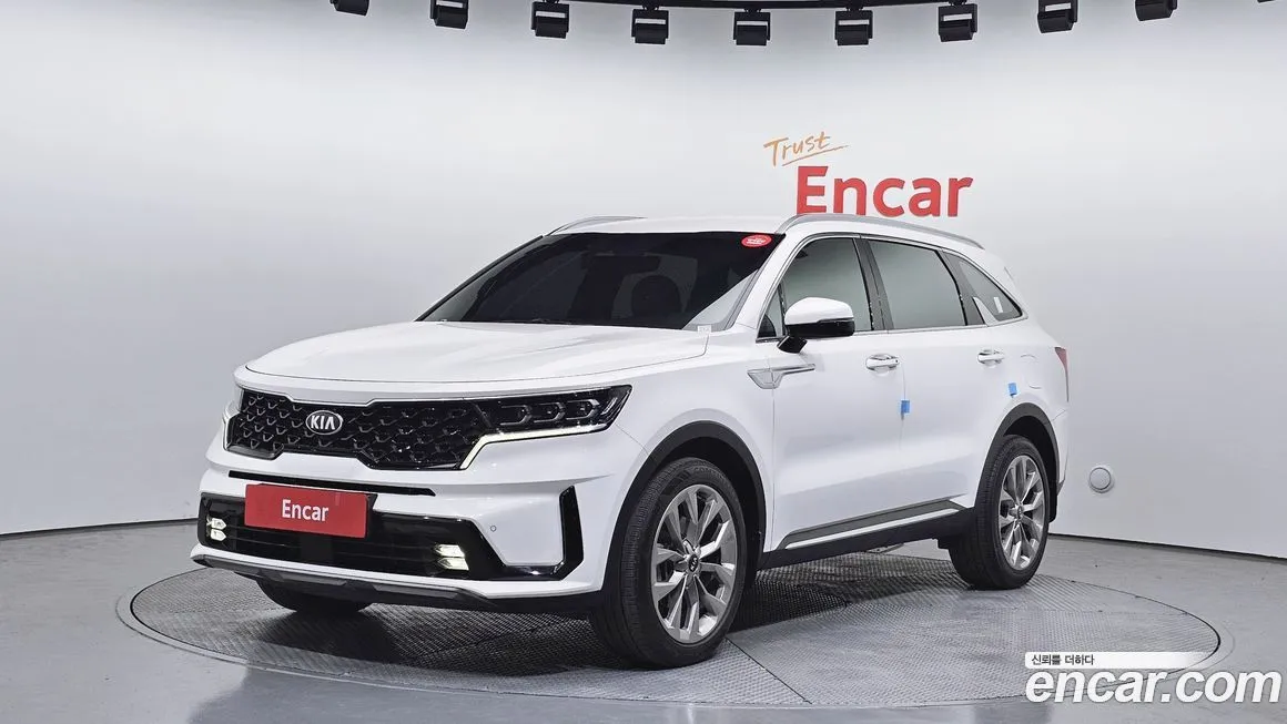 Kia Sorento — фото 1