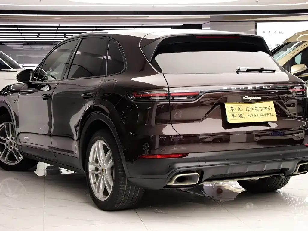 Porsche Cayenne Hybrid 2021 из CN, фото 4