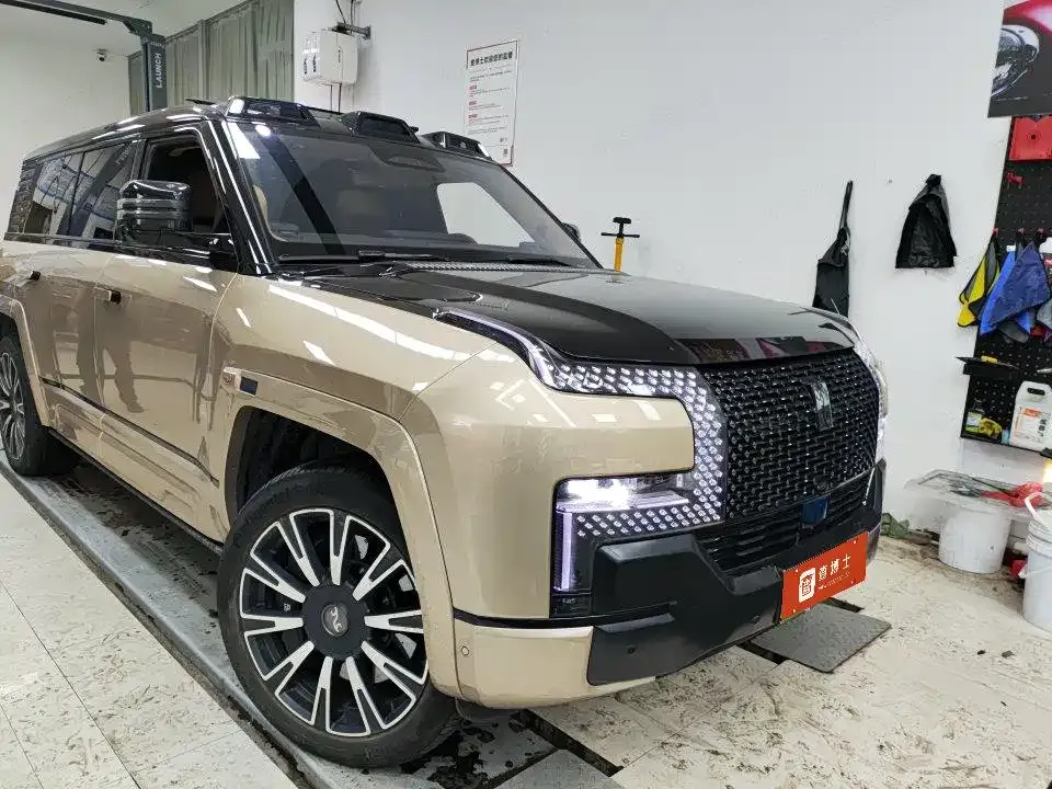 Yangwang U8 L 2025 из CN, фото 8