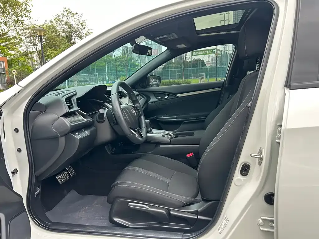Honda Civic 2022 из CN, фото 3