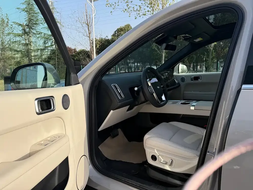Li Auto L6 2025 из CN, фото 5