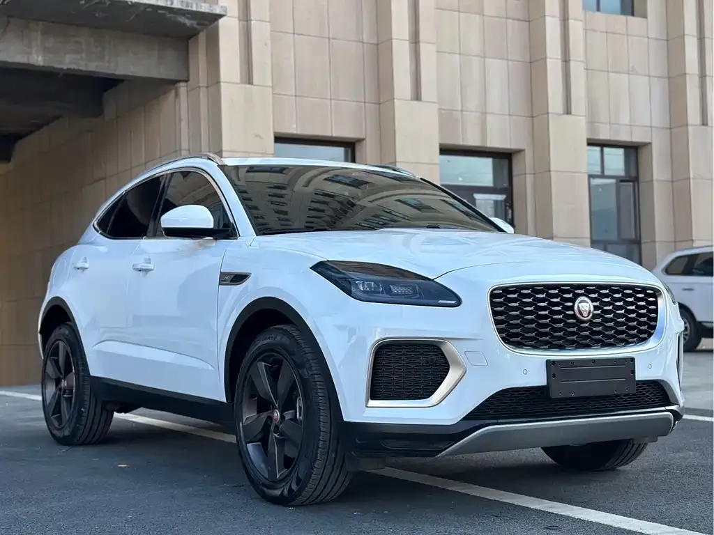 Jaguar E-PACE 2025 из CN, фото 9