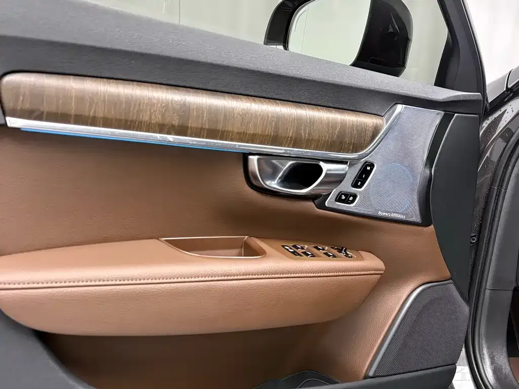 Volvo V90 2021 из CN, фото 4
