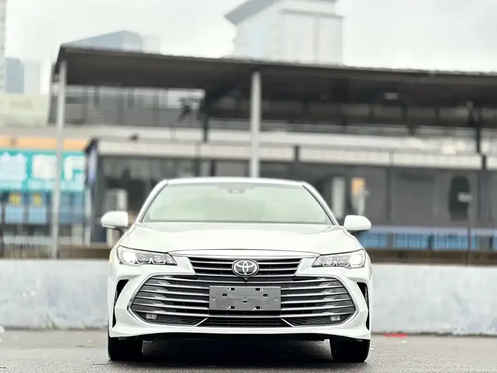 Toyota Avalon 2022 из CN, фото 7