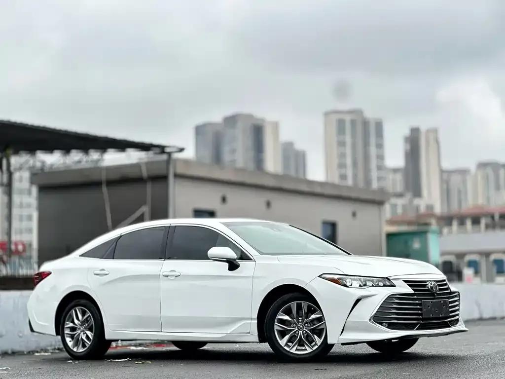 Toyota Avalon 2022 из CN, фото 8