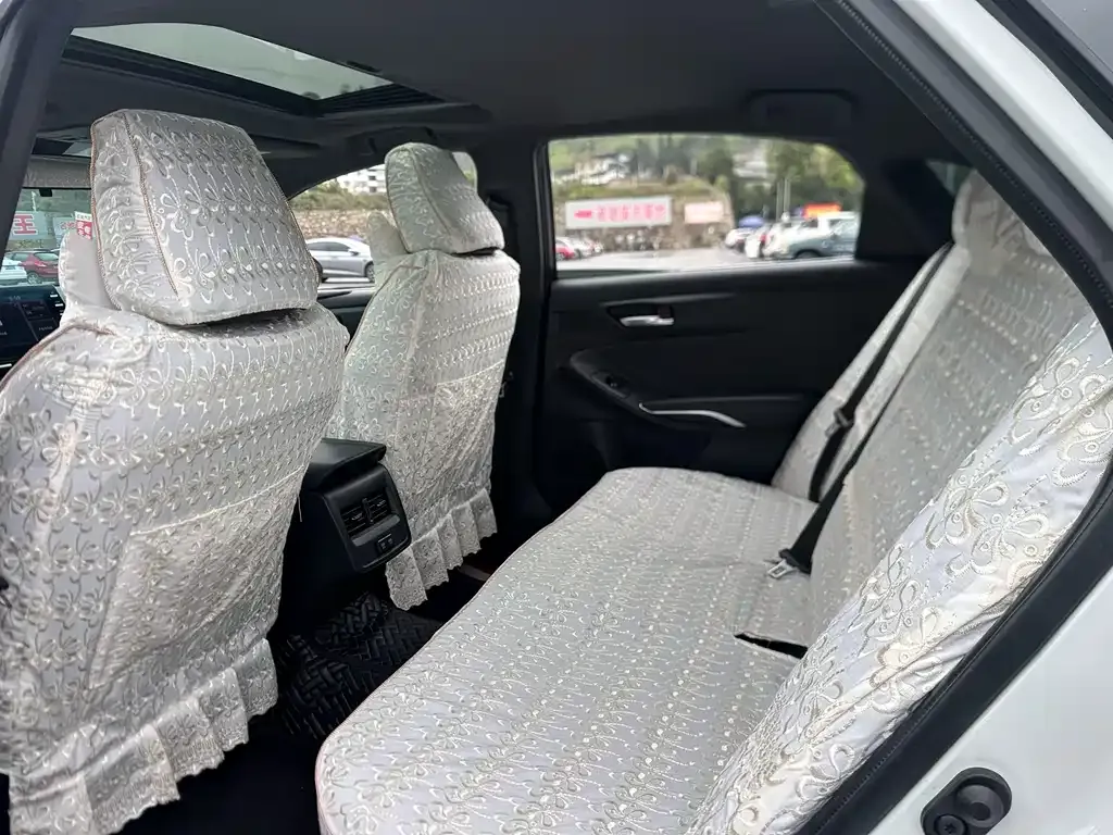 Toyota Avalon 2022 из CN, фото 9