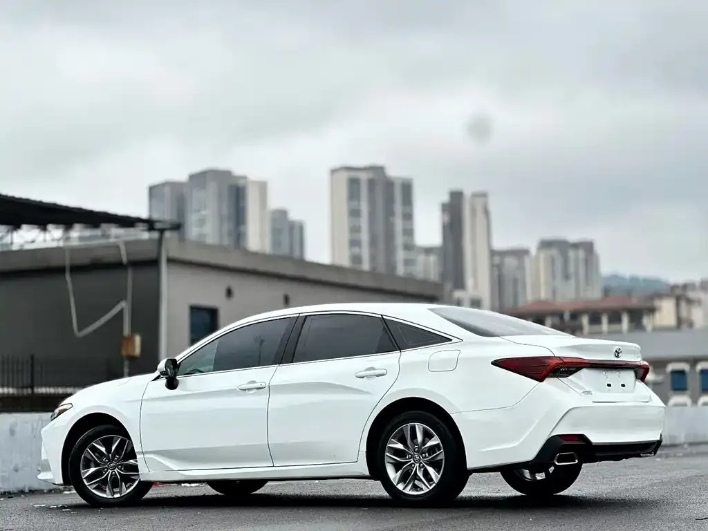Toyota Avalon 2022 из CN, фото 5
