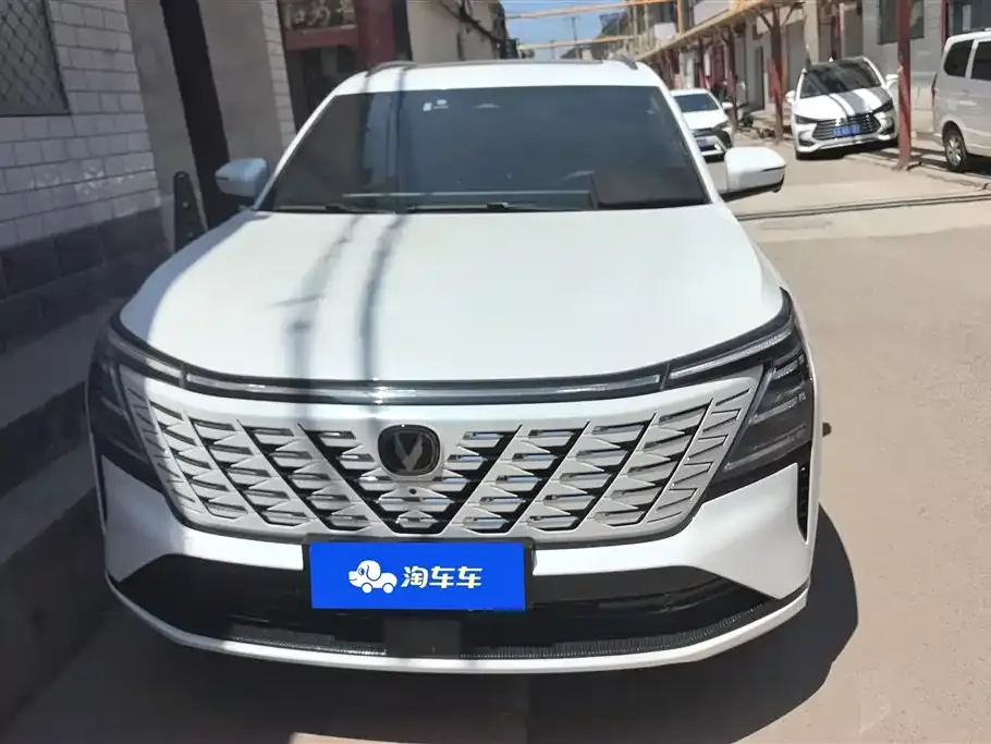 Changan CS75PLUS — фото 4