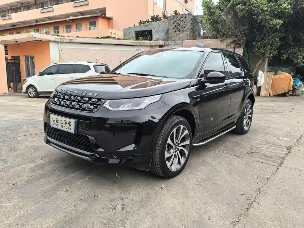 Land Rover Discovery Sport — фото 1