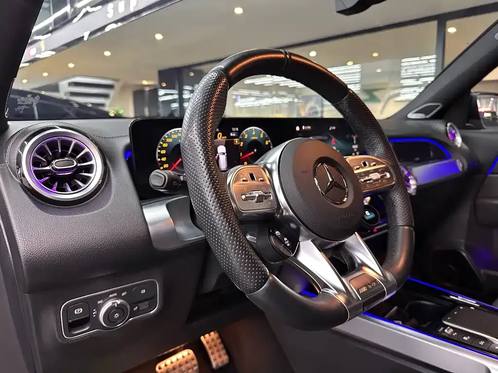 Mercedes-Benz GLB AMG 2023 из CN, фото 2