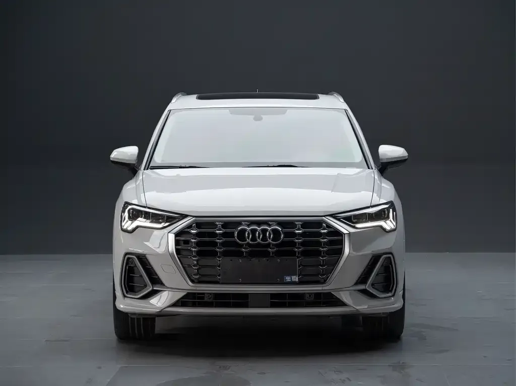 Audi Q3 — фото 6