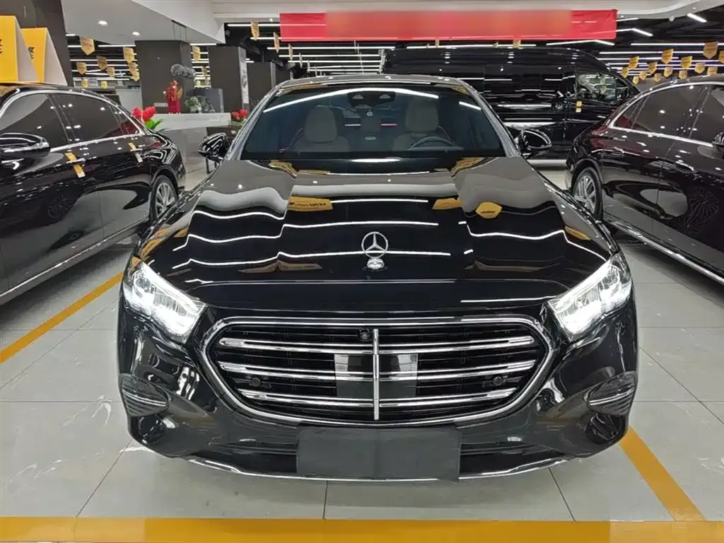 Mercedes-Benz E-Class 2024 из CN, фото 5