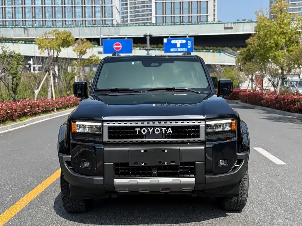 Toyota Prado 2025 из CN, фото 10