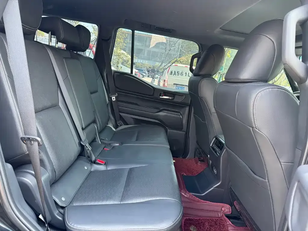 Toyota Prado 2025 из CN, фото 7