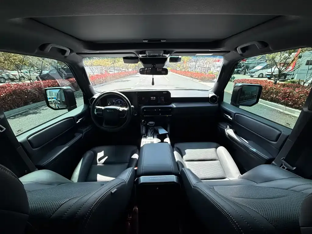 Toyota Prado 2025 из CN, фото 9
