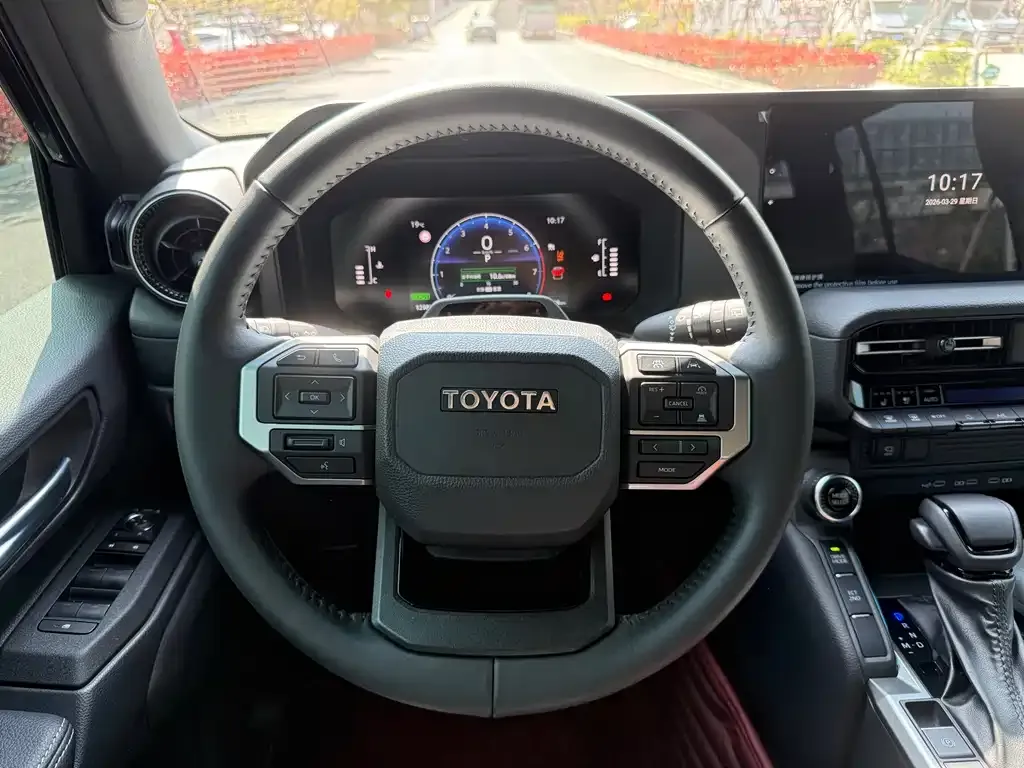 Toyota Prado 2025 из CN, фото 4