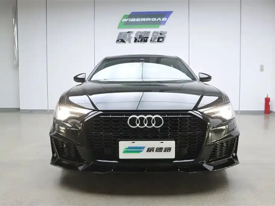 Audi A6L 2023 из CN, фото 2