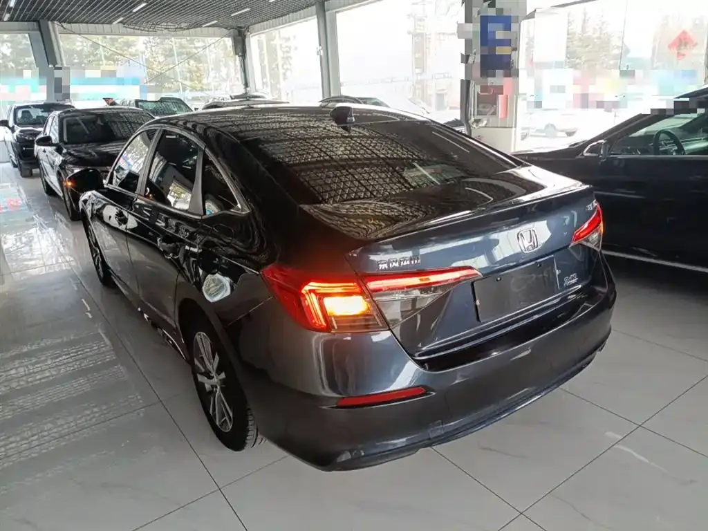 Honda Civic — фото 4